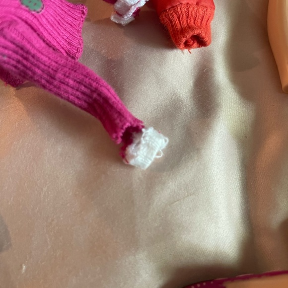 (SOLD) Campfire Cloe (2005) | Bratz - Picture 6 of 14